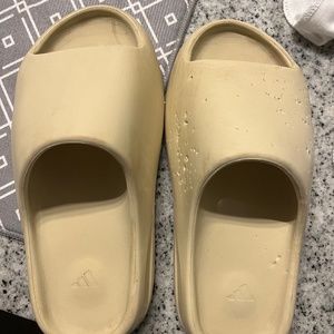 Yeezy Adidas